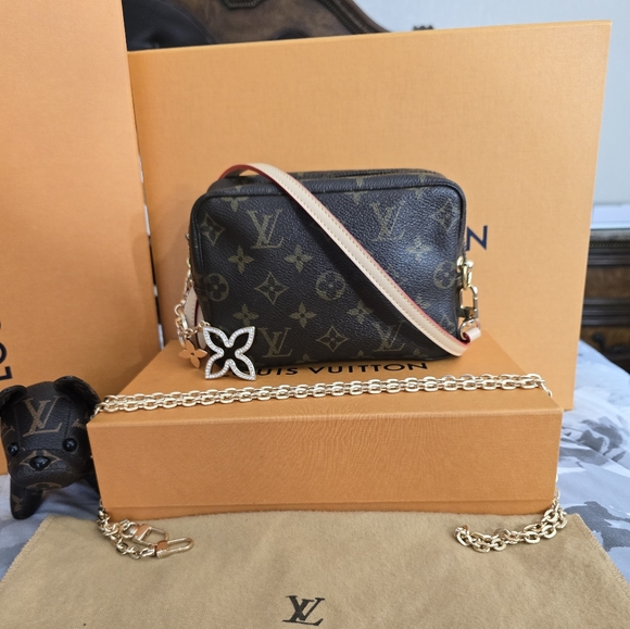 VINTAGE Louis Vuitton Monogram Trousse 18 Cosmetic Pouch Women's Crossbody Bag🤎 - Picture 3 of 17